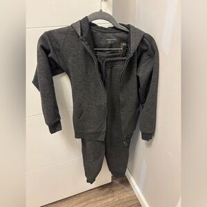 Primark Boys Gray Sweat Set Size 8-9 Years Zip Up Hoodie Sweatpants 2 Pc